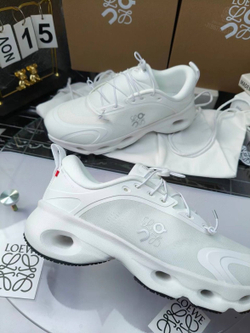 Кроссовки On Running x Loewe Cloudsolo