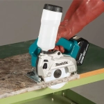Аккумуляторная алмазная пила 125 мм Makita DCC501ZX1
