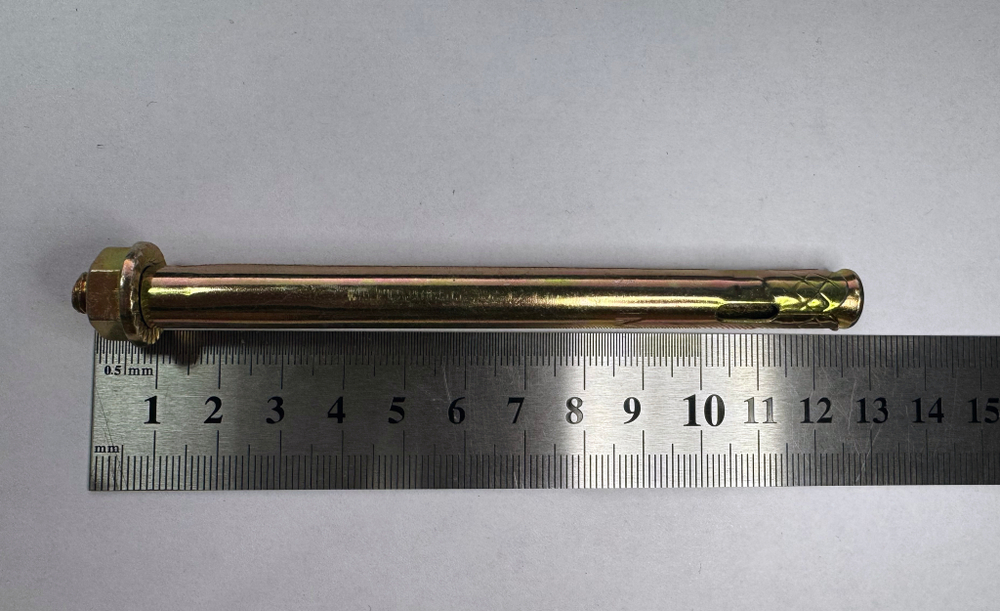 Анкерный болт с гайкой 10х125 (30 шт.)