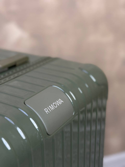 Чемодан Rimowa