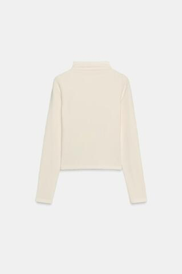 ZARA ФУТБОЛКА С ВОРОТНИКОМ-СТОЙКОЙ, ЖЕЛТОВАТО-БЕЛЫЙ