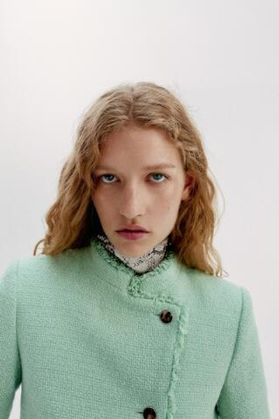 БЛЕЙЗЕР ФАКТУРНЫЙ С НЕОБРАБОТАННЫМИ КРАЯМИ — ZARA