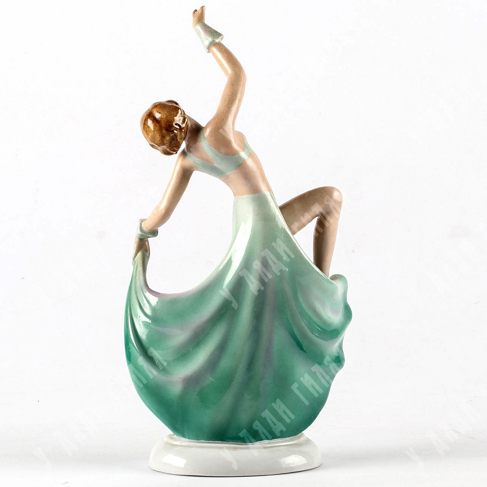 Танцовщица эпохи модерн. Статуэтка. Бисквит, роспись. Вена. Goldscheider Vienna. 1928 г.