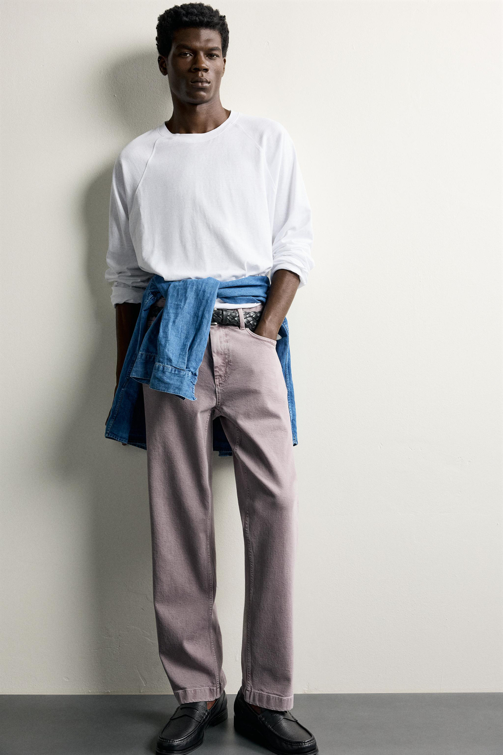 БРЮКИ STRAIGHT FIT С ЭФФЕКТОМ ПОТЕРТОСТИ — ZARA