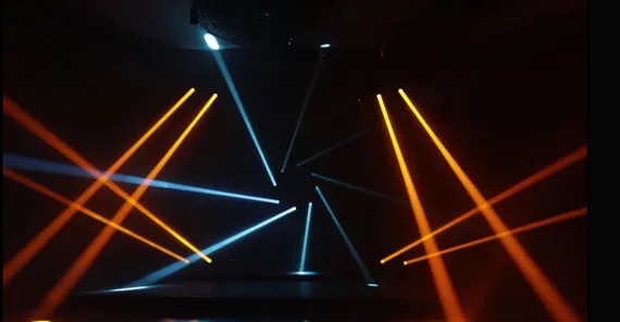 SILVER STAR PLUTO BEAM [SS9151SC] вращающаяся голова Beam, 130Вт
