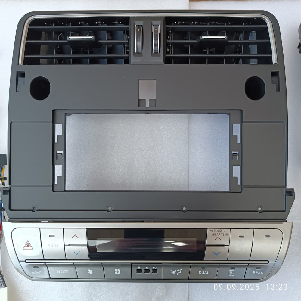 Установочный комплект для TOYOTA Land Cruiser Prado 150 2009-2020  KUBERG KP-T1240FW