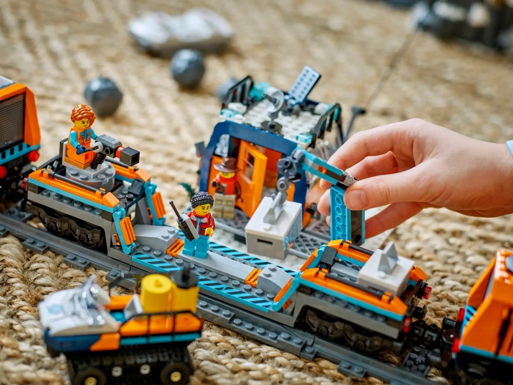 Конструктор LEGO City 60470 Полярный экспресс для исследователей Арктики