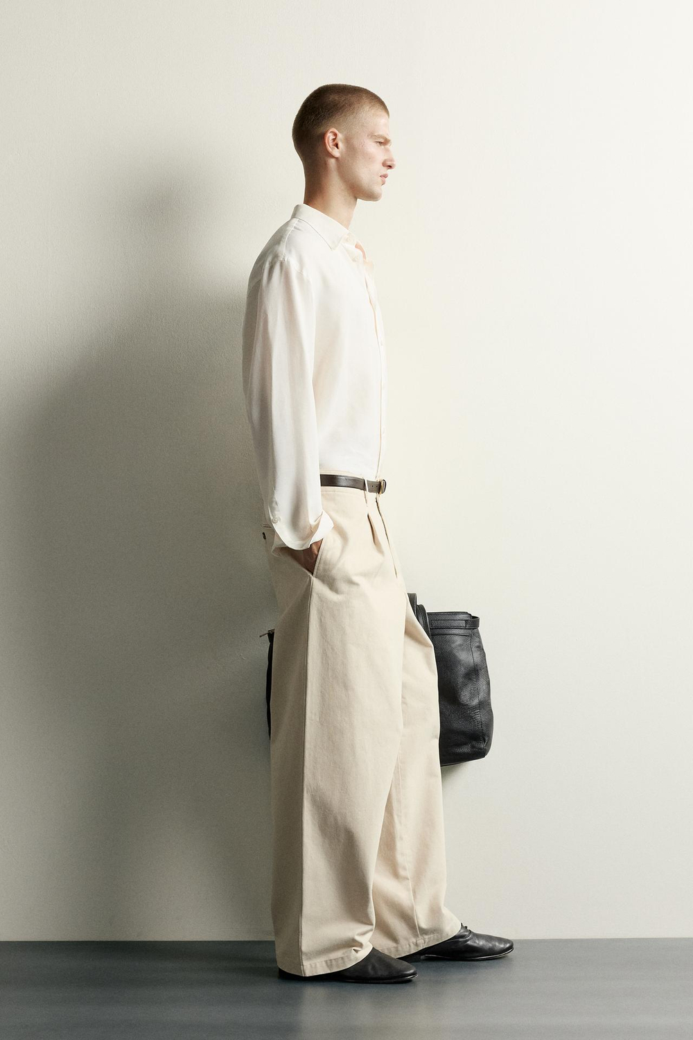 ZARA БРЮКИ RELAXED FIT СО СКЛАДКАМИ, БЕЖЕВЫЙ