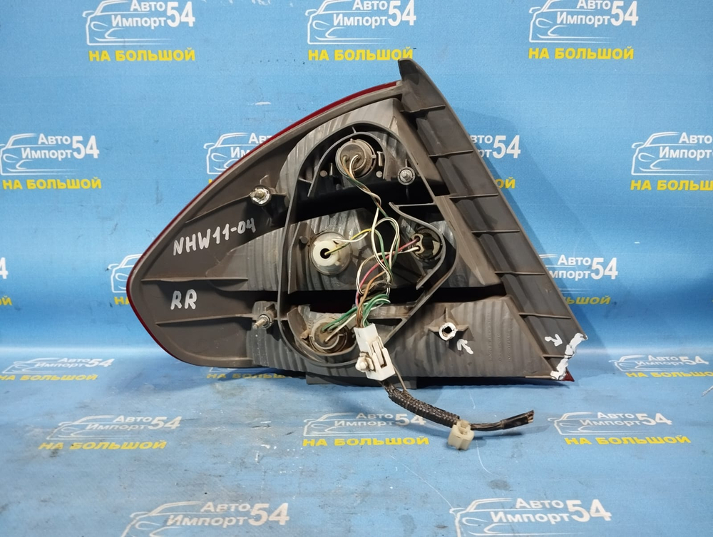 Стоп правый TOYOTA PRIUS 2002
