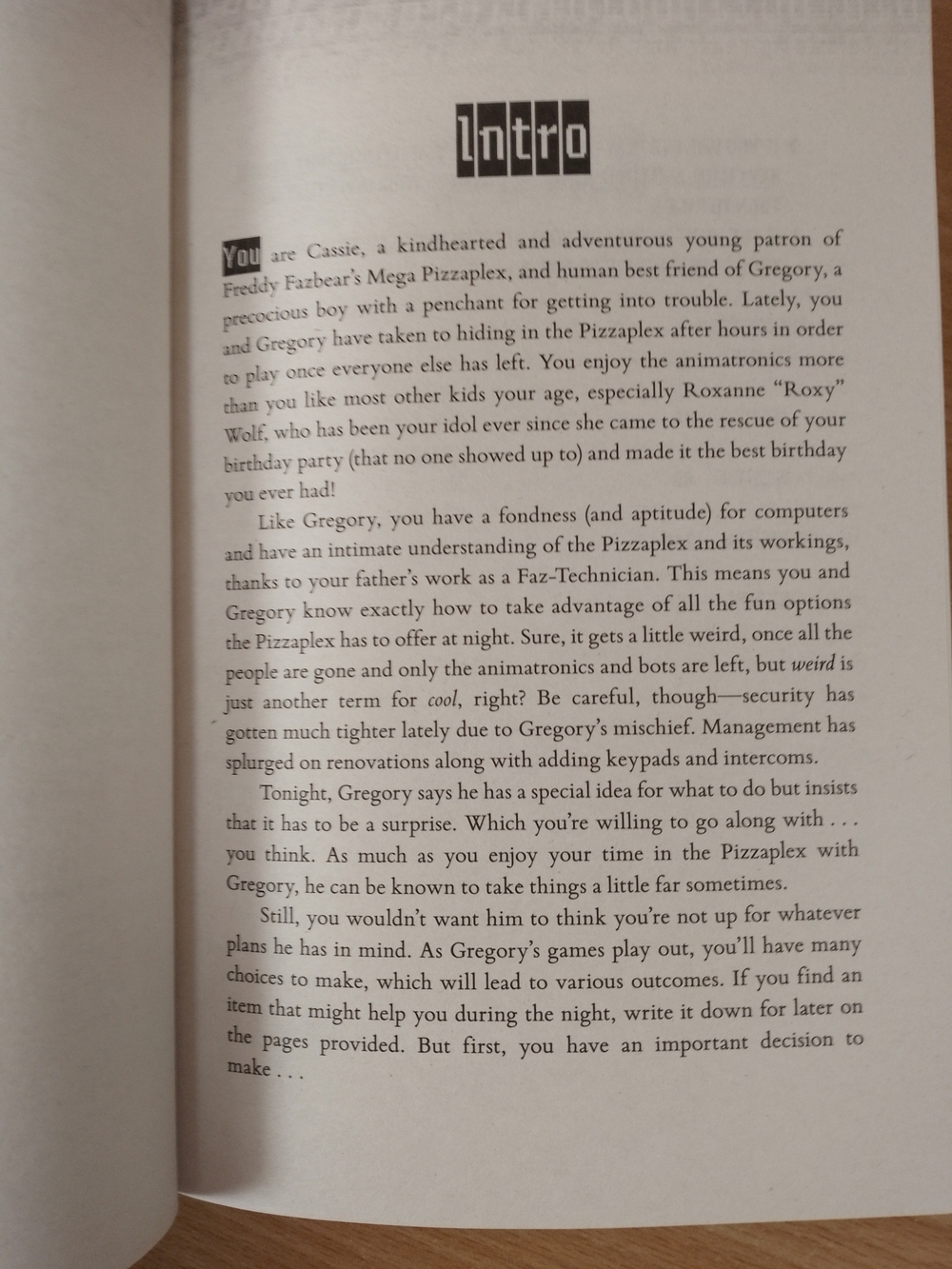 Escape the Pizzaplex (Five Nights at Freddy's Interactive Novel #3)