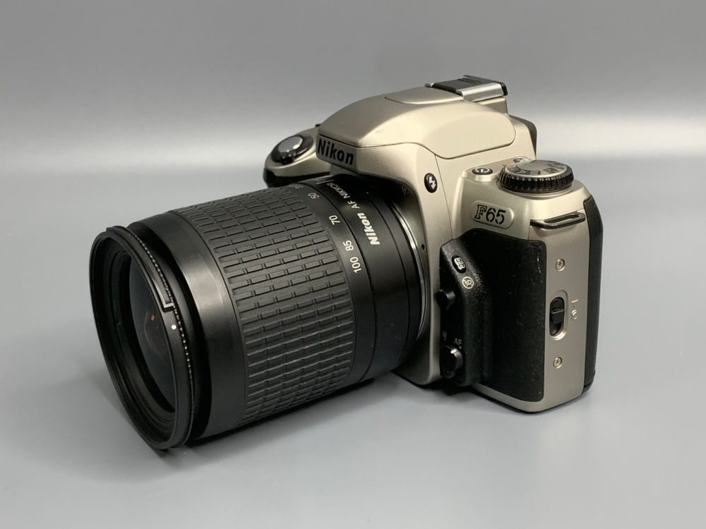 Nikon F65 kit 28-100mm 3.5-5.6G AF Nikkor