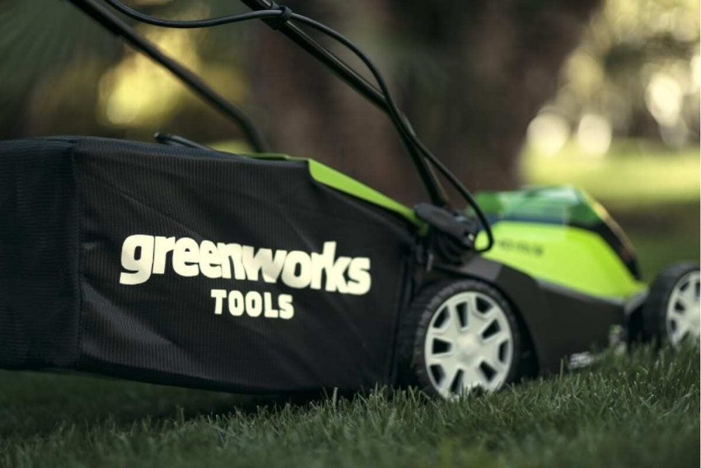 Газонокосилка аккумуляторная Greenworks G40LM35K2 40V 35 см c 1хАКБ 2 А.ч и ЗУ
