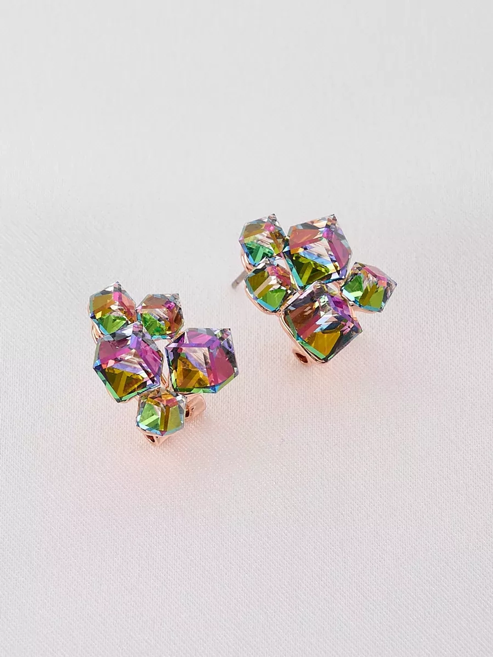Серьги гроздья Мираж с зелеными кубиками Swarovski