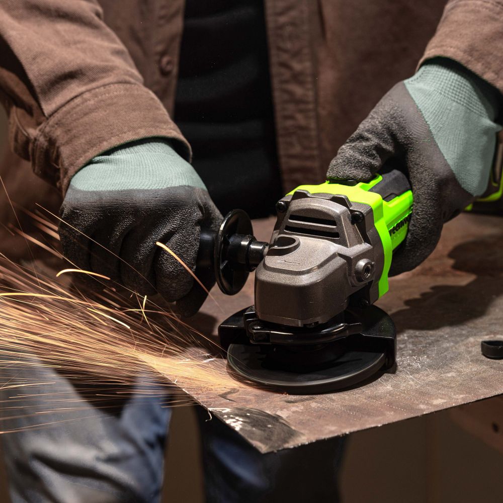 Угловая шлифовальная машина акк. Greenworks AG5900, 24V, б/щет, 125 мм, 8500 об/мин, 3D-Antikickback, без АКБ и ЗУ (3201007)