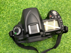 Nikon D90 2.200 кадров