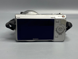 Sony NEX-5 + 18-55mm