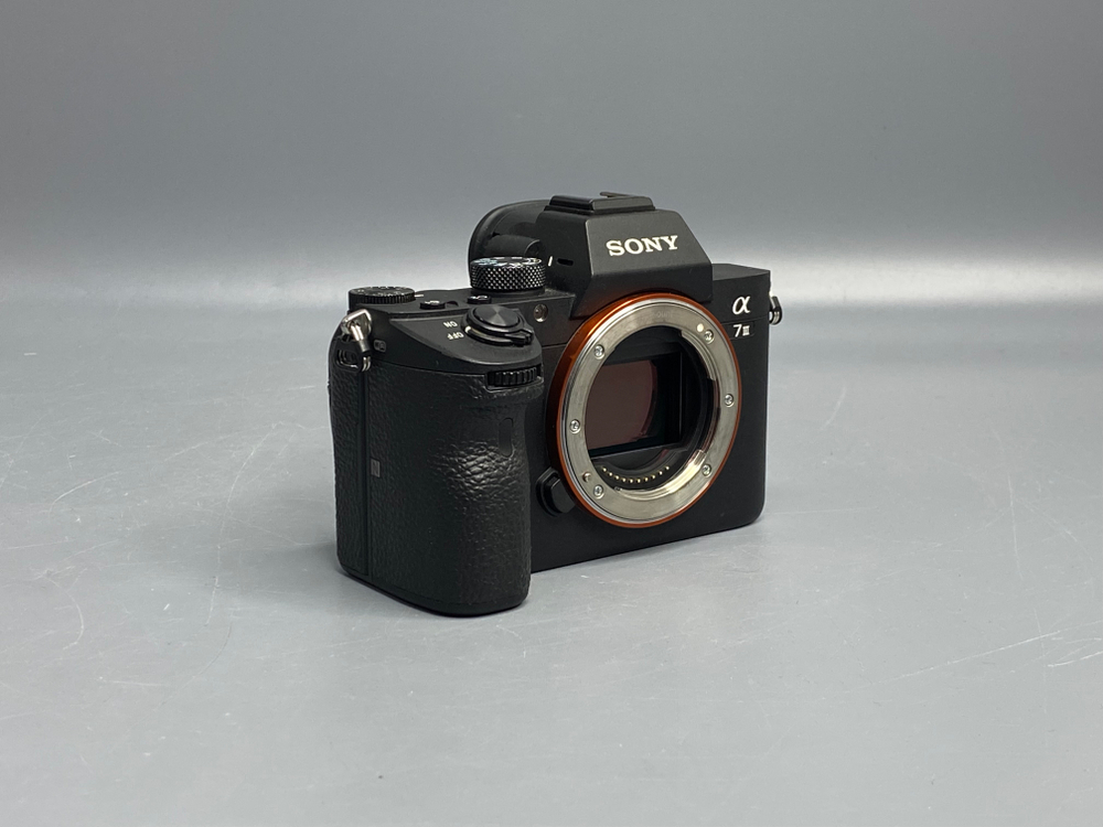Sony A7 III