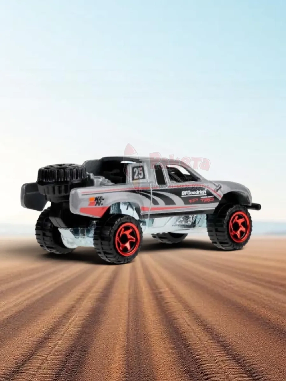 Машинка Хот Вилс Silver Series Toyota Off Road GDG44 JCB75
