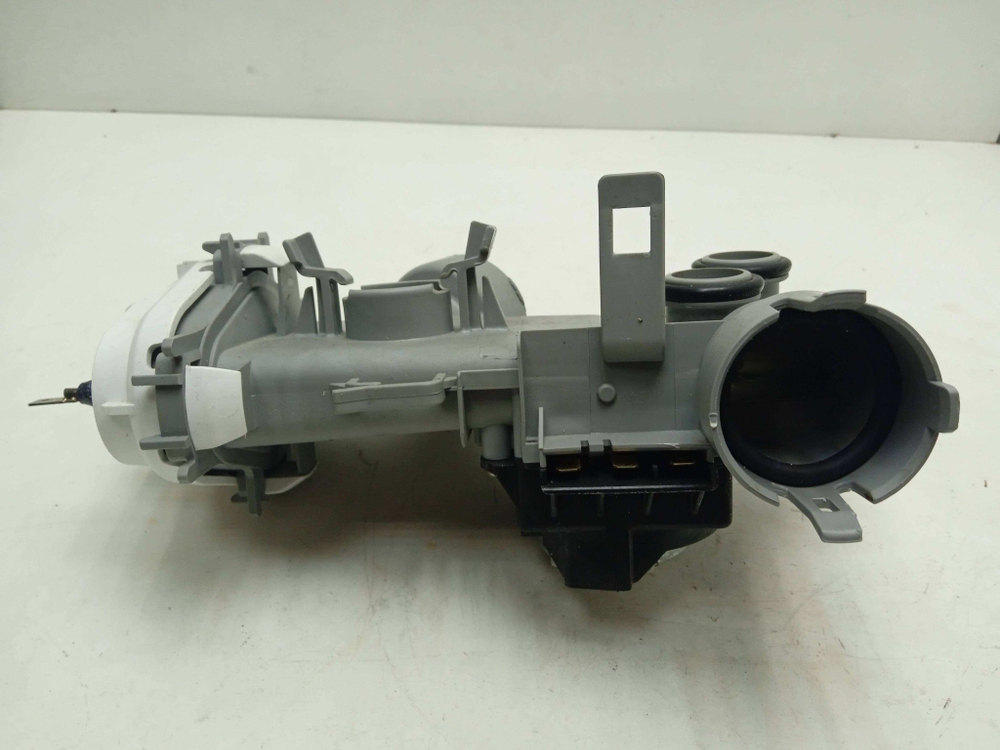 SRV55T03EU/30 ктп17 ТЭН в сборе для посудомоечной машины Bosch 9000088338 б/у