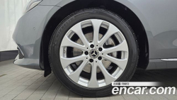 Mercedes-Benz E-Class E220d Exclusive — 2018