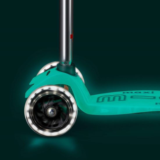 Самокат Maxi Micro Deluxe Glow LED Green