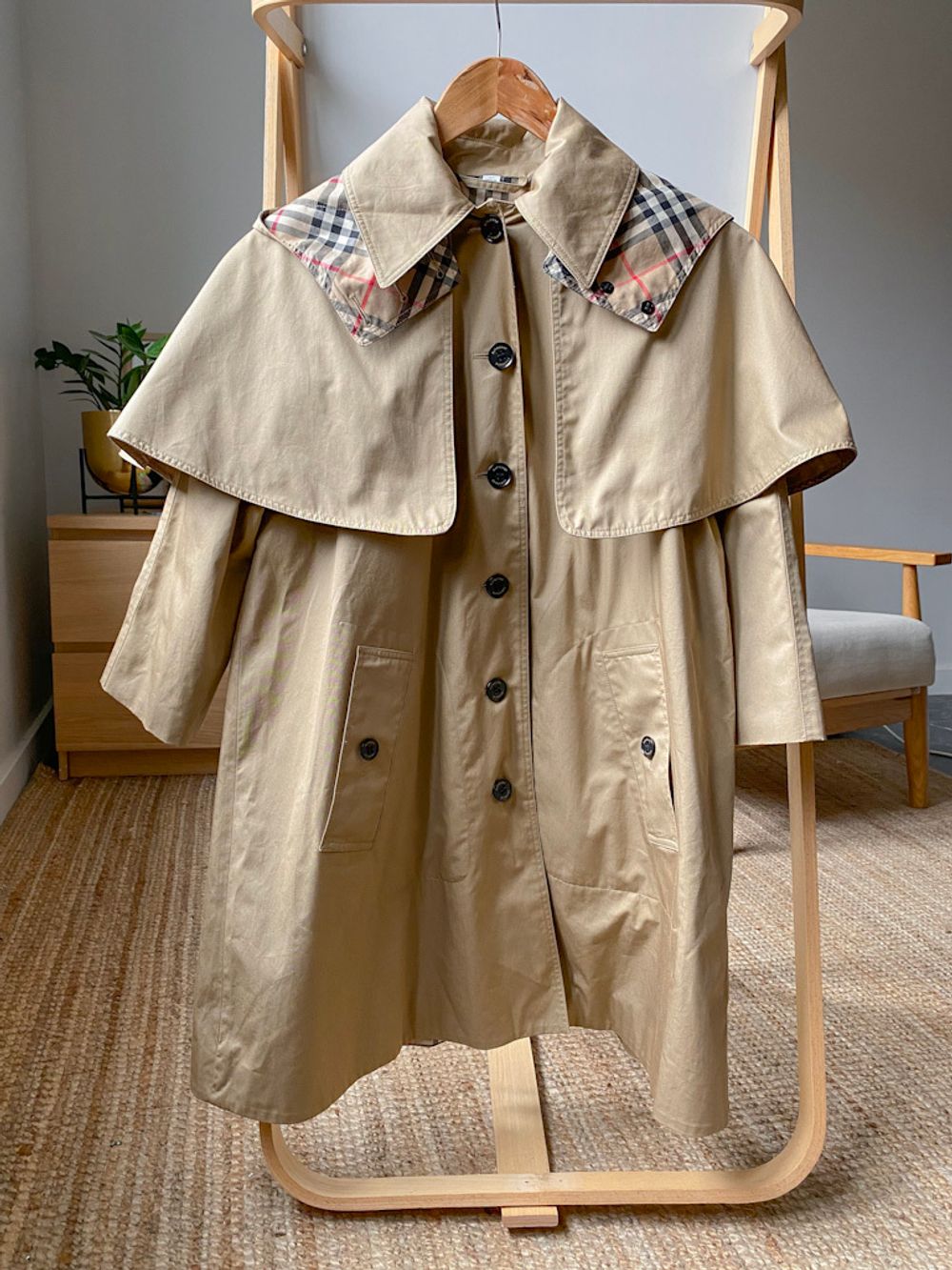 Плащ Burberry
