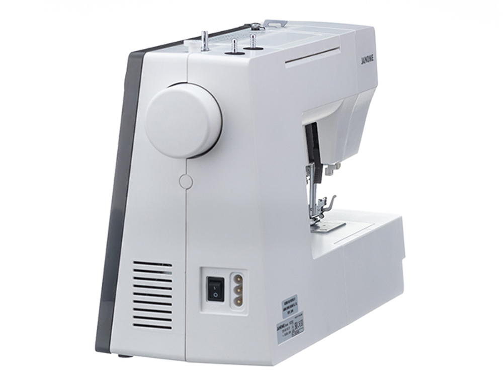 Швейная машина Janome 1522DG