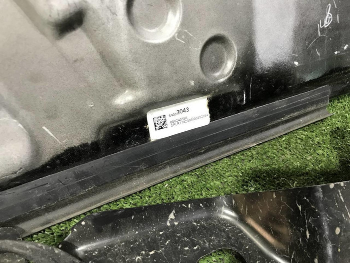 Спойлер крышки багажника Chevrolet Tahoe 4 (14-21)