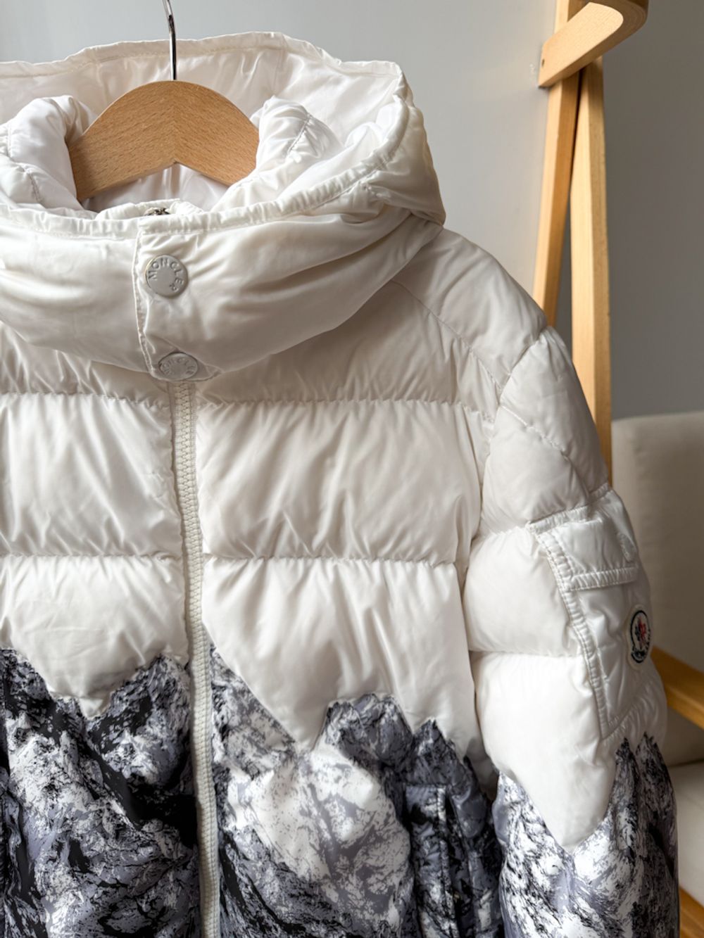 Пуховая куртка Moncler, 140