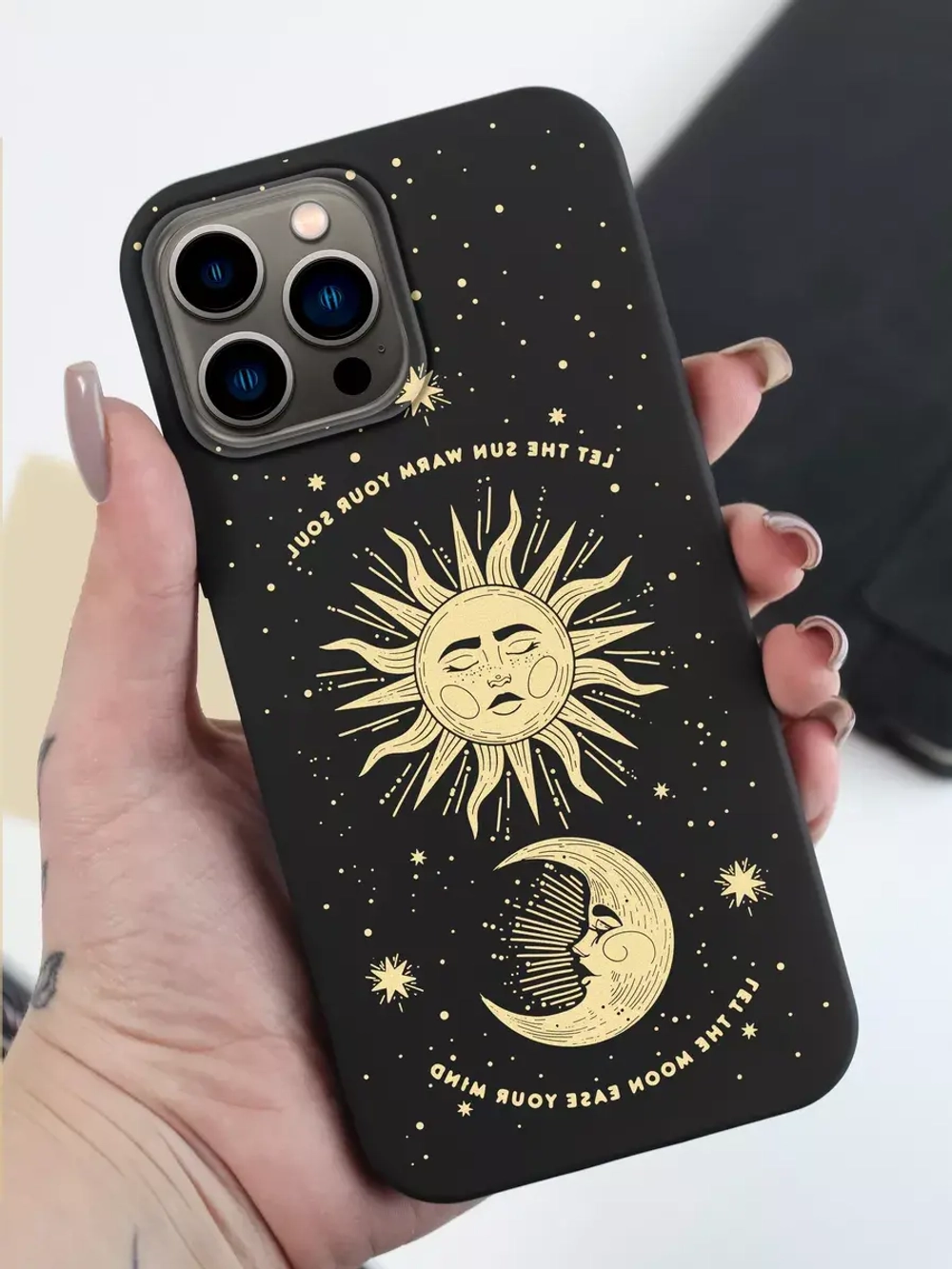 Чехол на iPhone 15 Pro Max с принтом