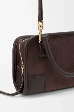 Loewe Мини-сумка Amazona 180 из мягкой телячьей кожи, темно-каштановый