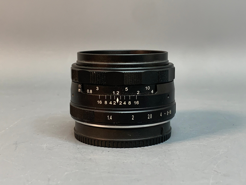 Meike 35mm 1.4 Micro 4/3