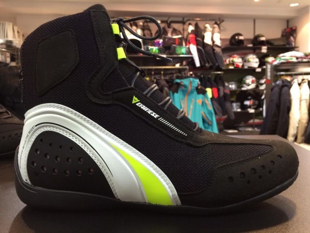 Motorshoe D-WP / Мужские / Черно-желтый