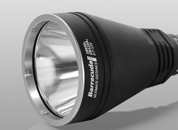 Поисковый фонарь Armytek Barracuda Pro (холодный свет) [F03302SC]