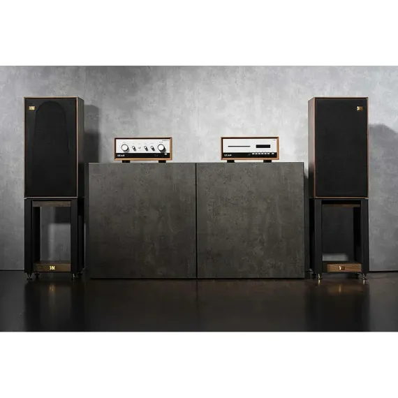 Leak Stereo 130 Silver