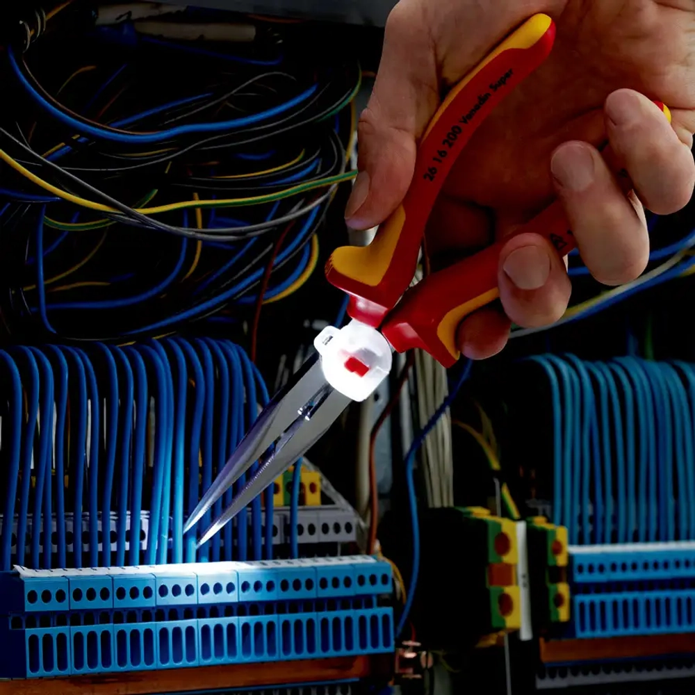 Светодиодная ручная лампа с магнитом Knipex 00 11 V50