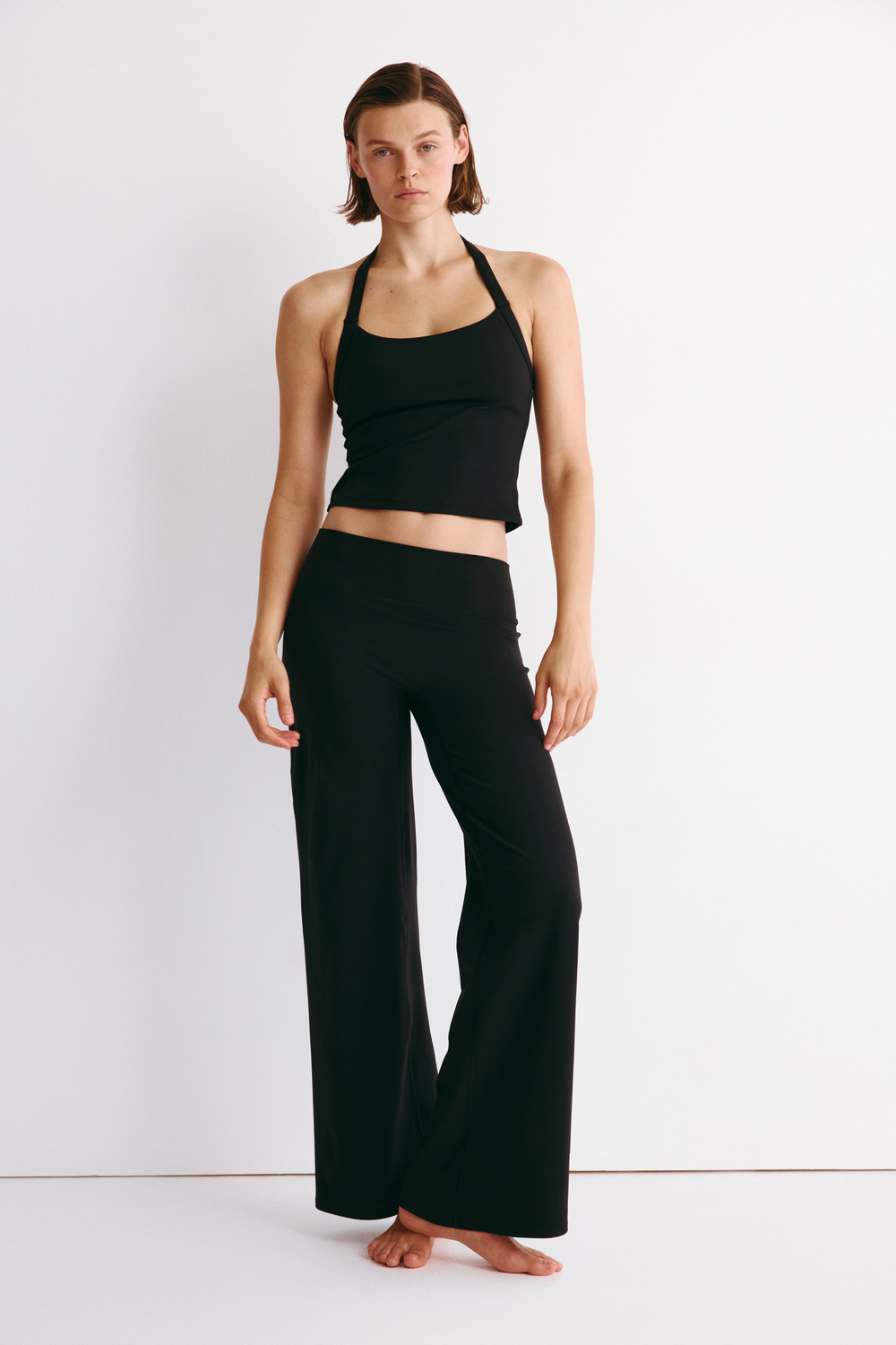 Широкие спортивные брюки SoftMove™ - H&M