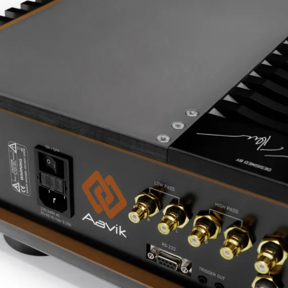 Aavik C-880 Black