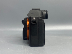 Sony A7 III 13.637 кадров