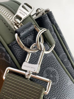 Сумка через плечо/мессенджер Louis Vuitton Trio