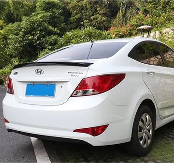 Спойлер Hyundai Accent / Solaris 2012-2017 чёрный глянец