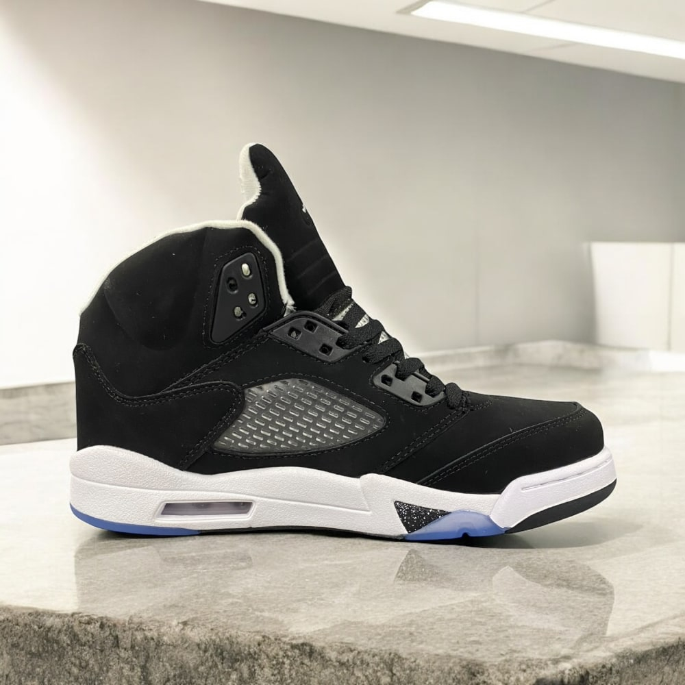 Nike Air Jordan 5 Retro • Oreo