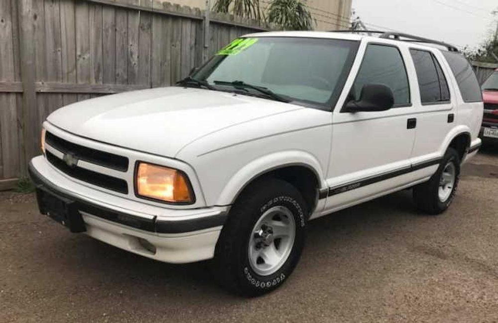 Порог Chevrolet Blazer 1995-2011 (1мм)