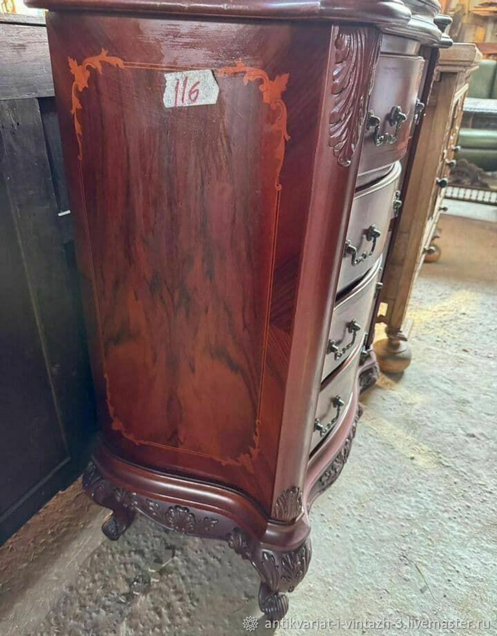 Тумба с ящиками и маркетри