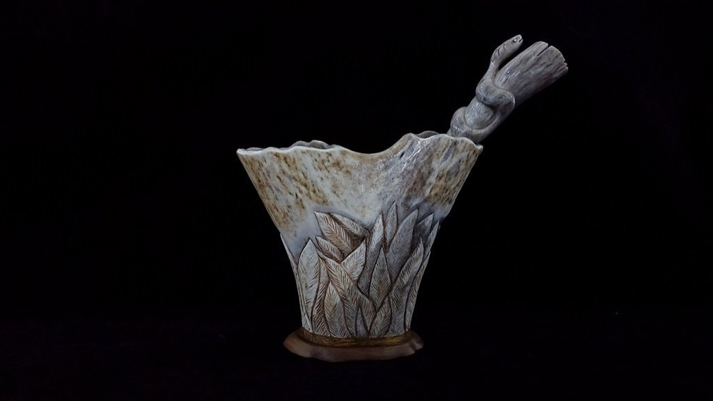 Карандашница "Змея", резная кость