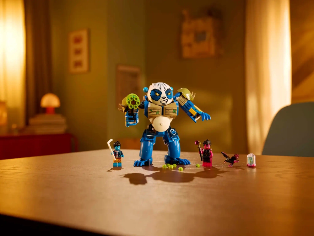 Конструктор LEGO DREAMZzz 71480 Логан - Могучая панда