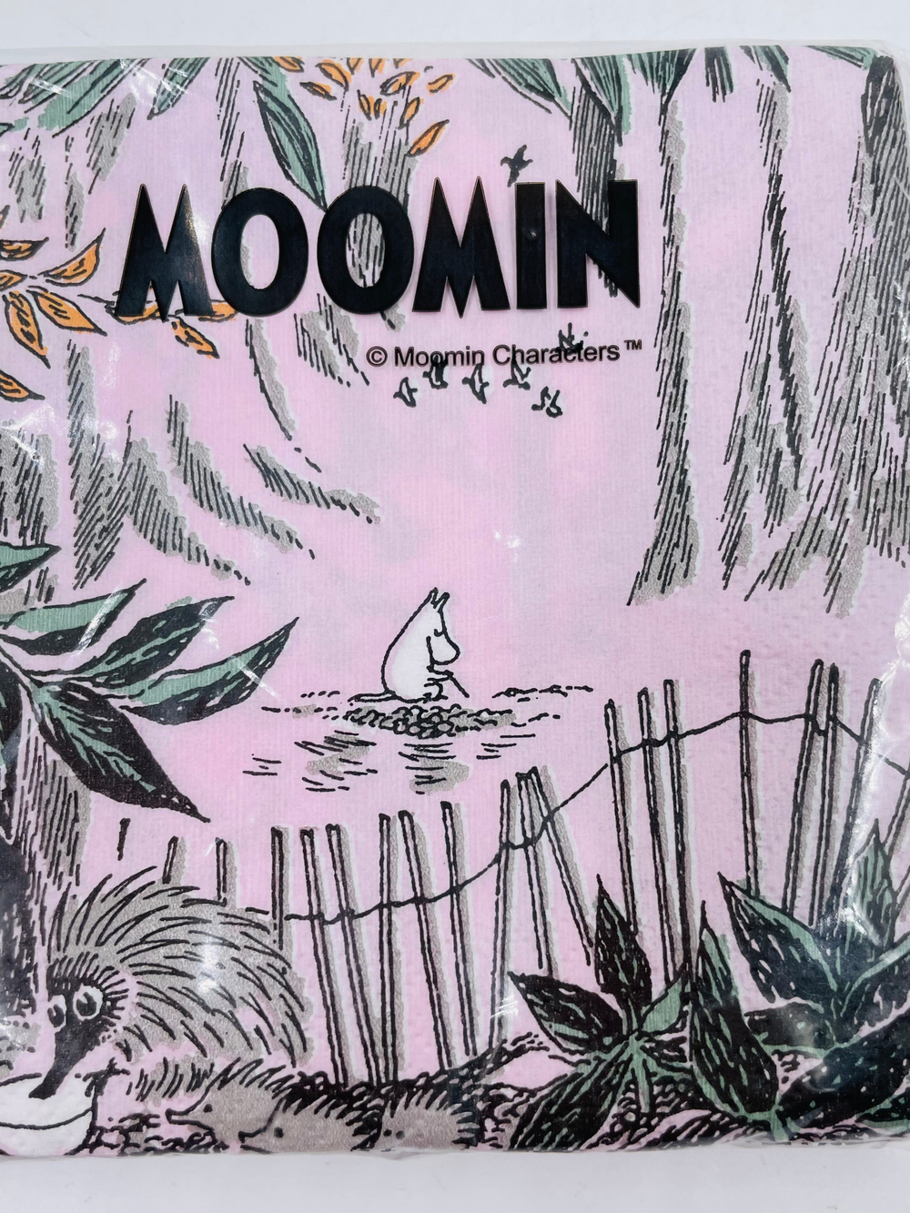 Салфетки бумажные Moomin, Тоска Муми-тролля, светло-розового цвета 24х24 см, 20 салфеток (из Финляндии)