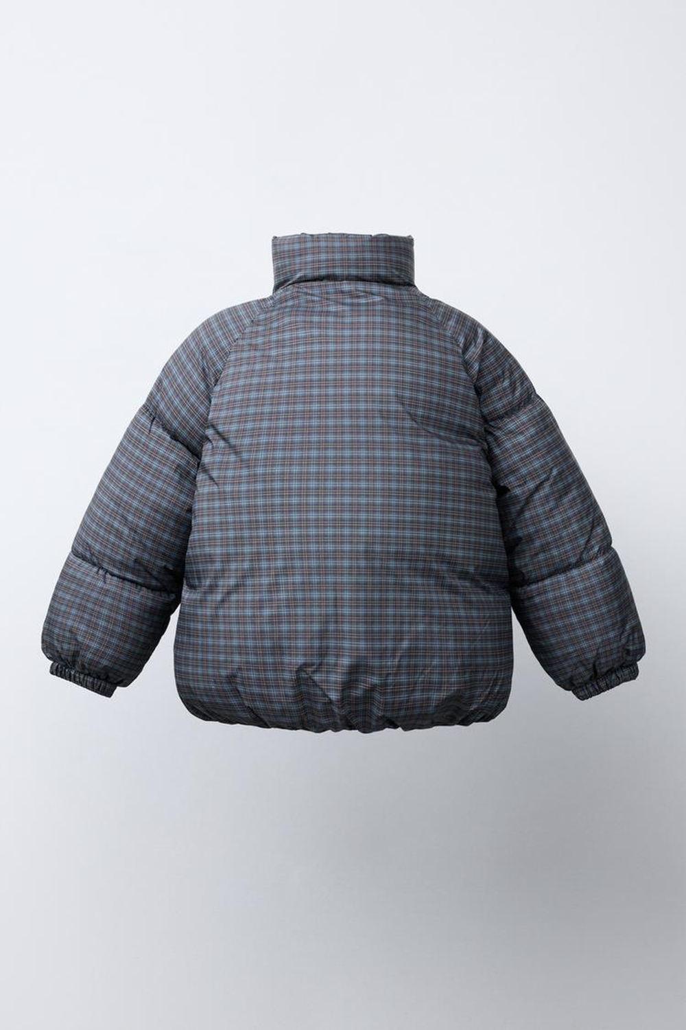ZARA СТЕГАНАЯ КУРТКА В КЛЕТКУ, СЕРЫЙ