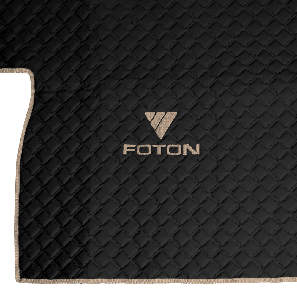 Ковры Foton Auman (экокожа, черный, бежевый кант, бежевая вышивка)