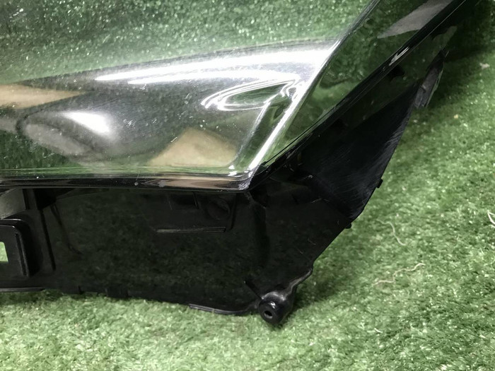 Стекло фары левое Lexus RX 4 (2015-2019)